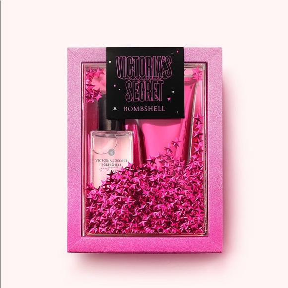 Victoria's Secret Accessories - Mini Mist + Lotion Gift Set: Bombshell